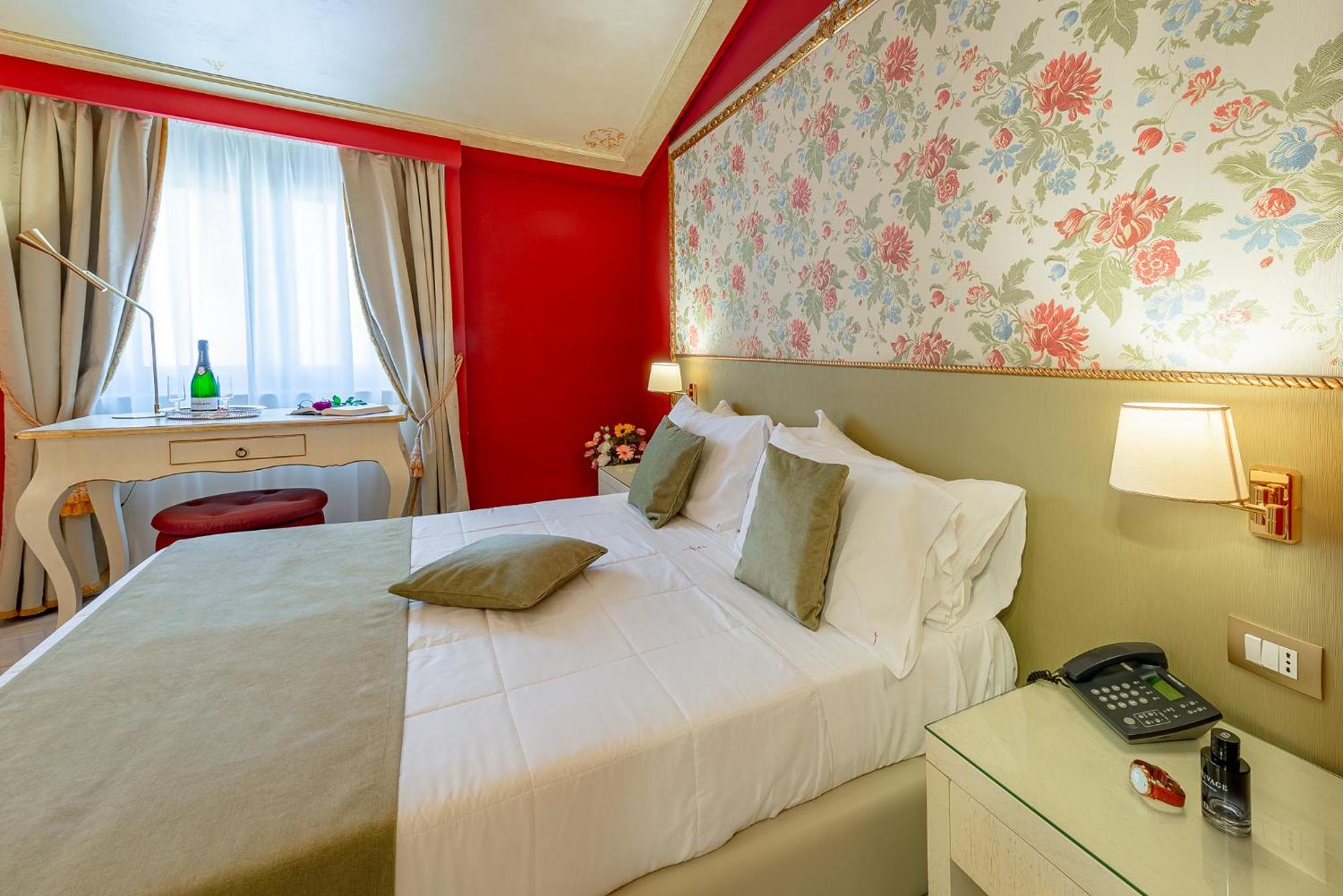 Triple Room,1601690041:JPEG